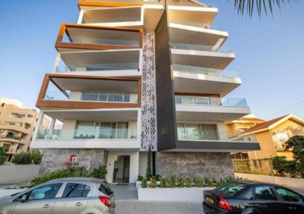 Apartment Majestic Sunset Salt Views 300m From Larnaca
