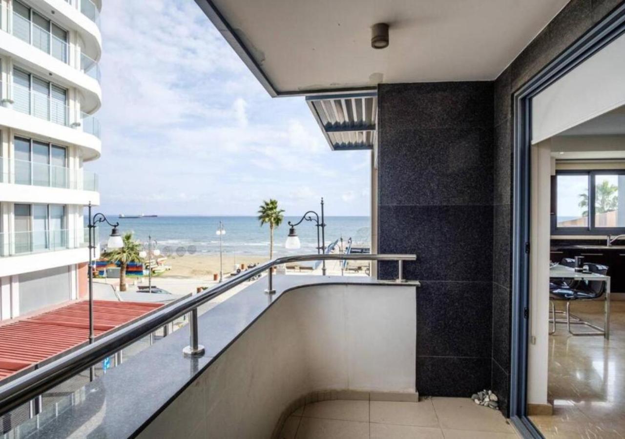 Holiday home Dios Ponte Finikoudes Beachfront *