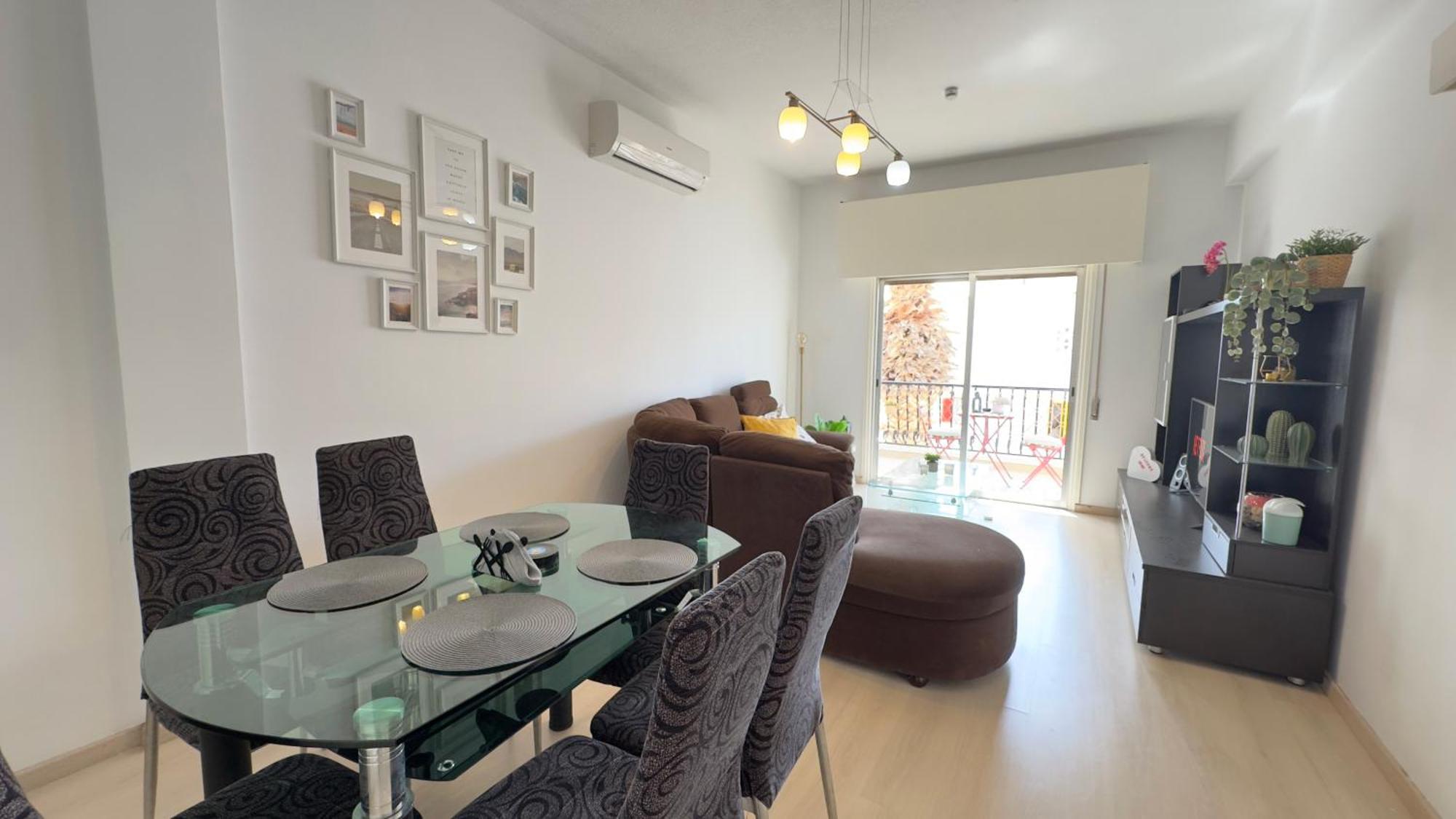 Hills 2bdr Seaside Makenzy Apartment