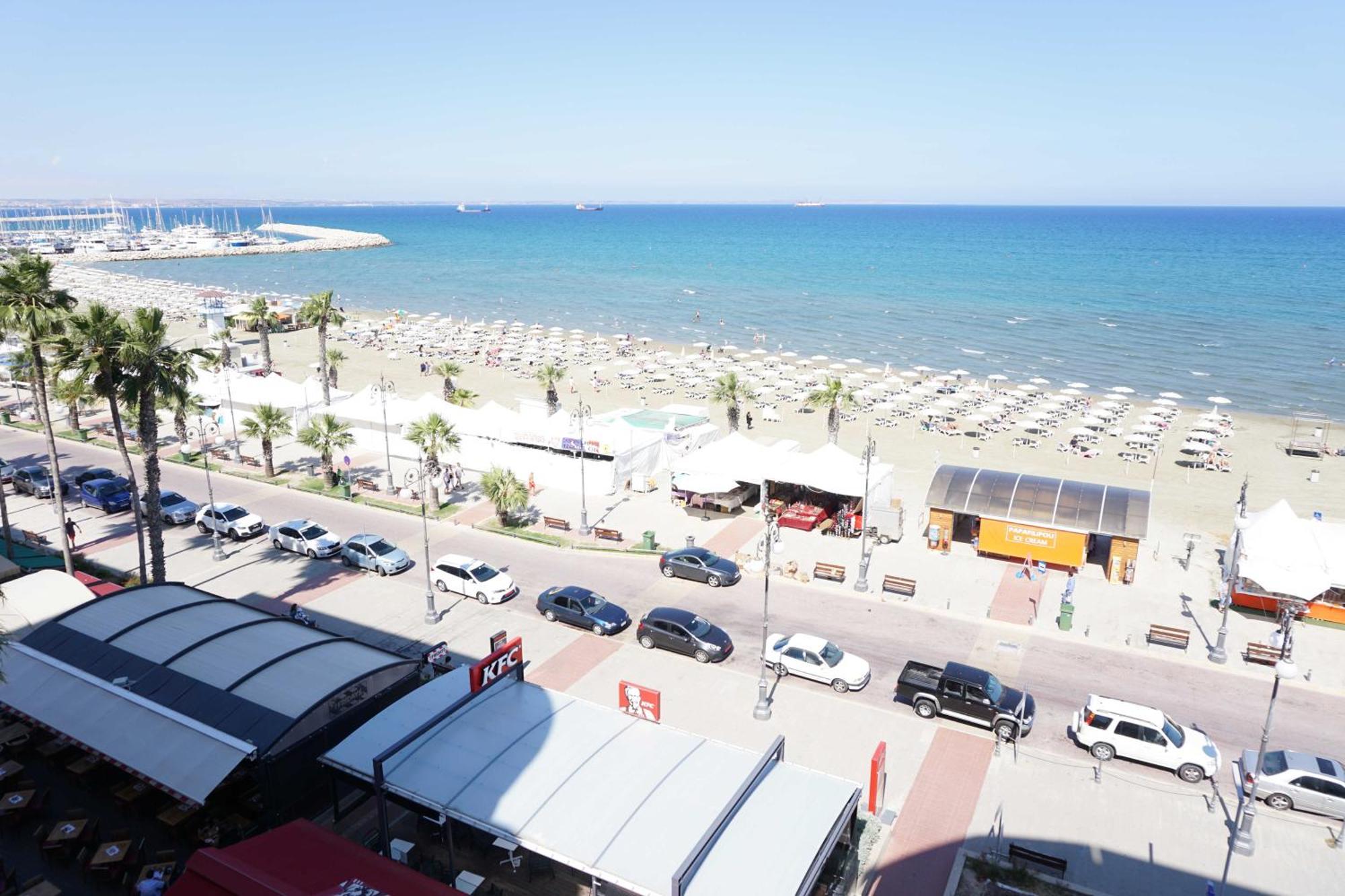 Lazuli Sea View Beachfront Ap 21 Apartment Larnaca