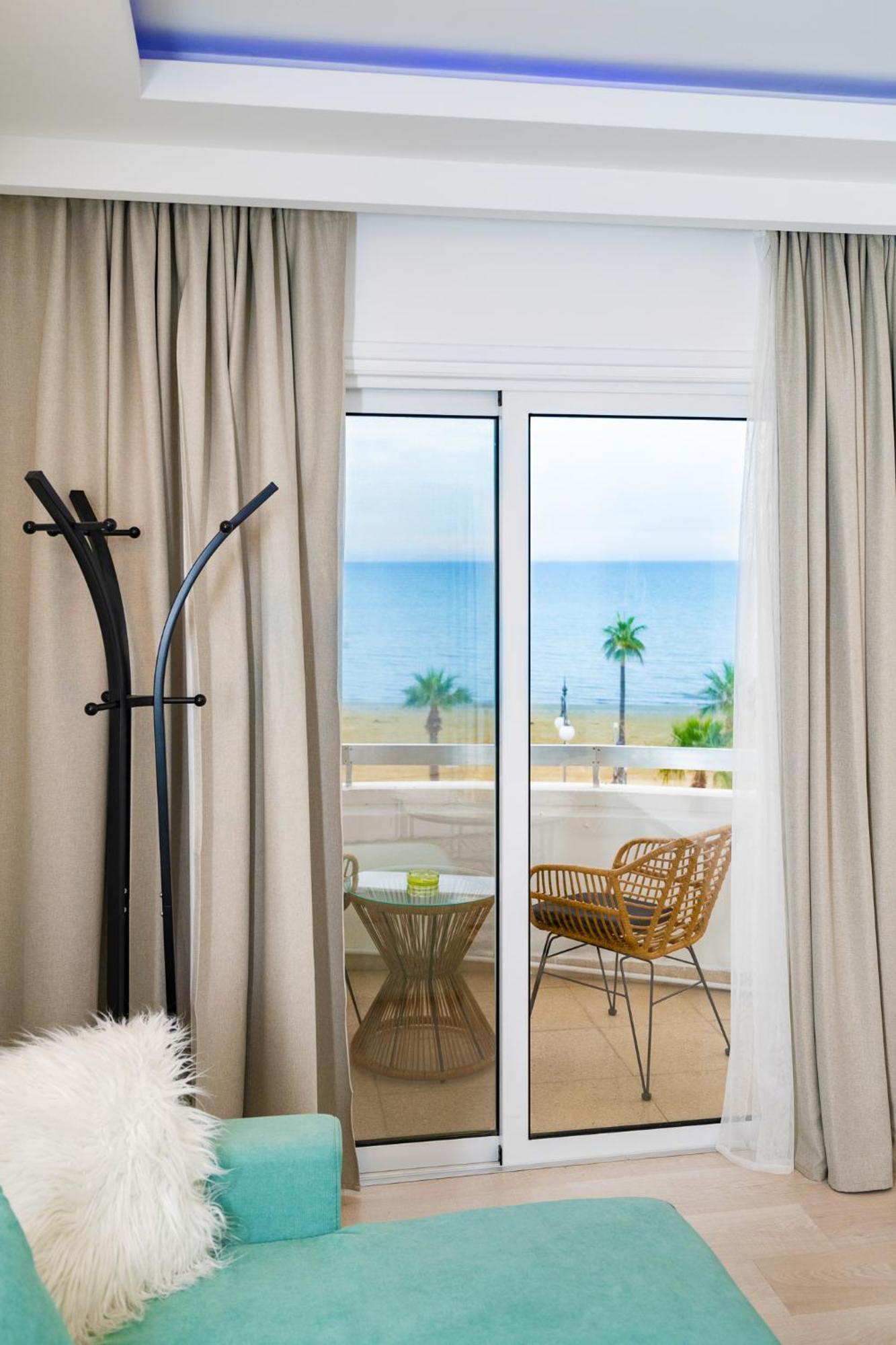 Apartment Lazuli Sea View Beachfront Ap 21