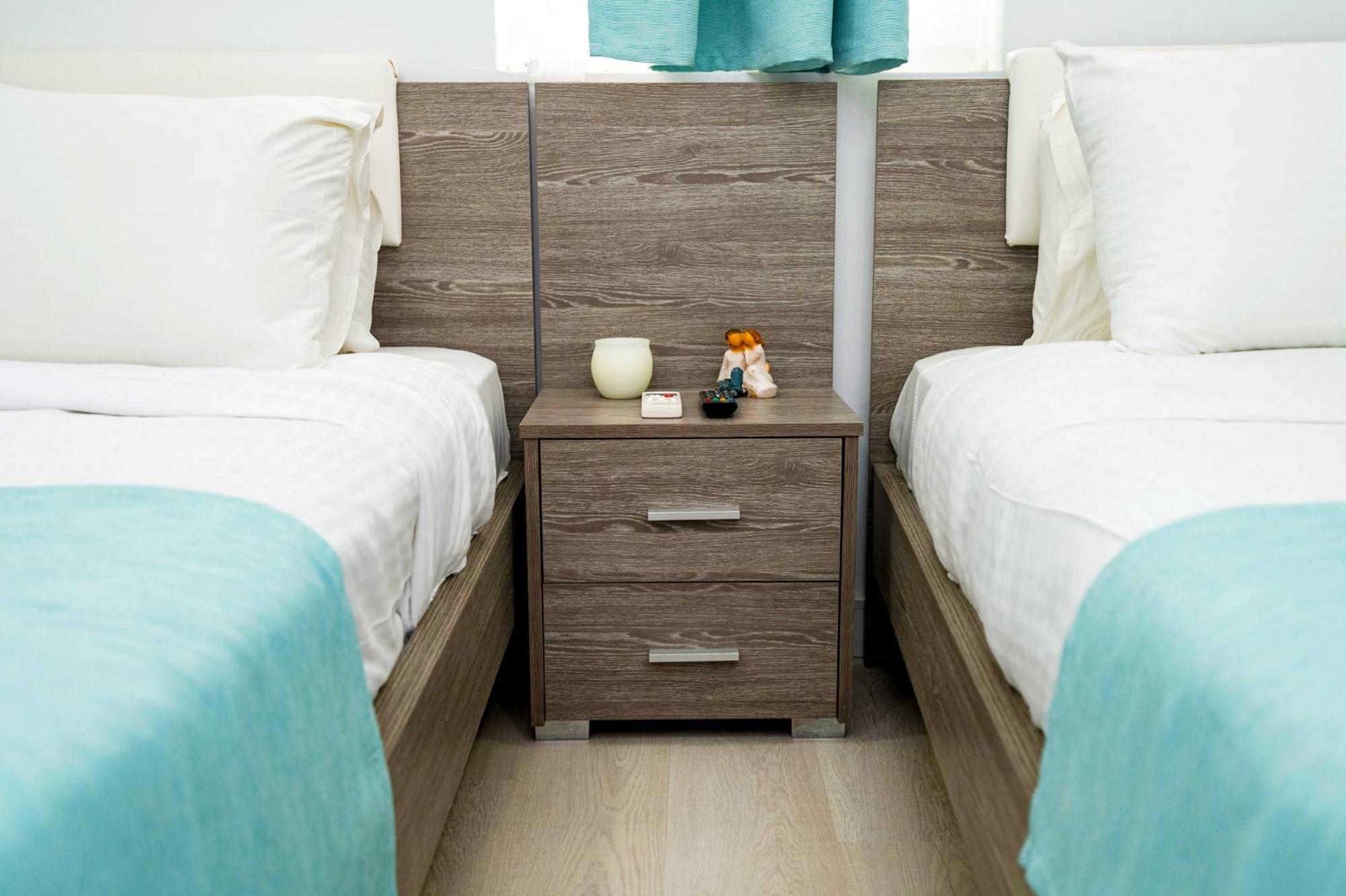 Lazuli Sea View Beachfront Ap 21 * Larnaca
