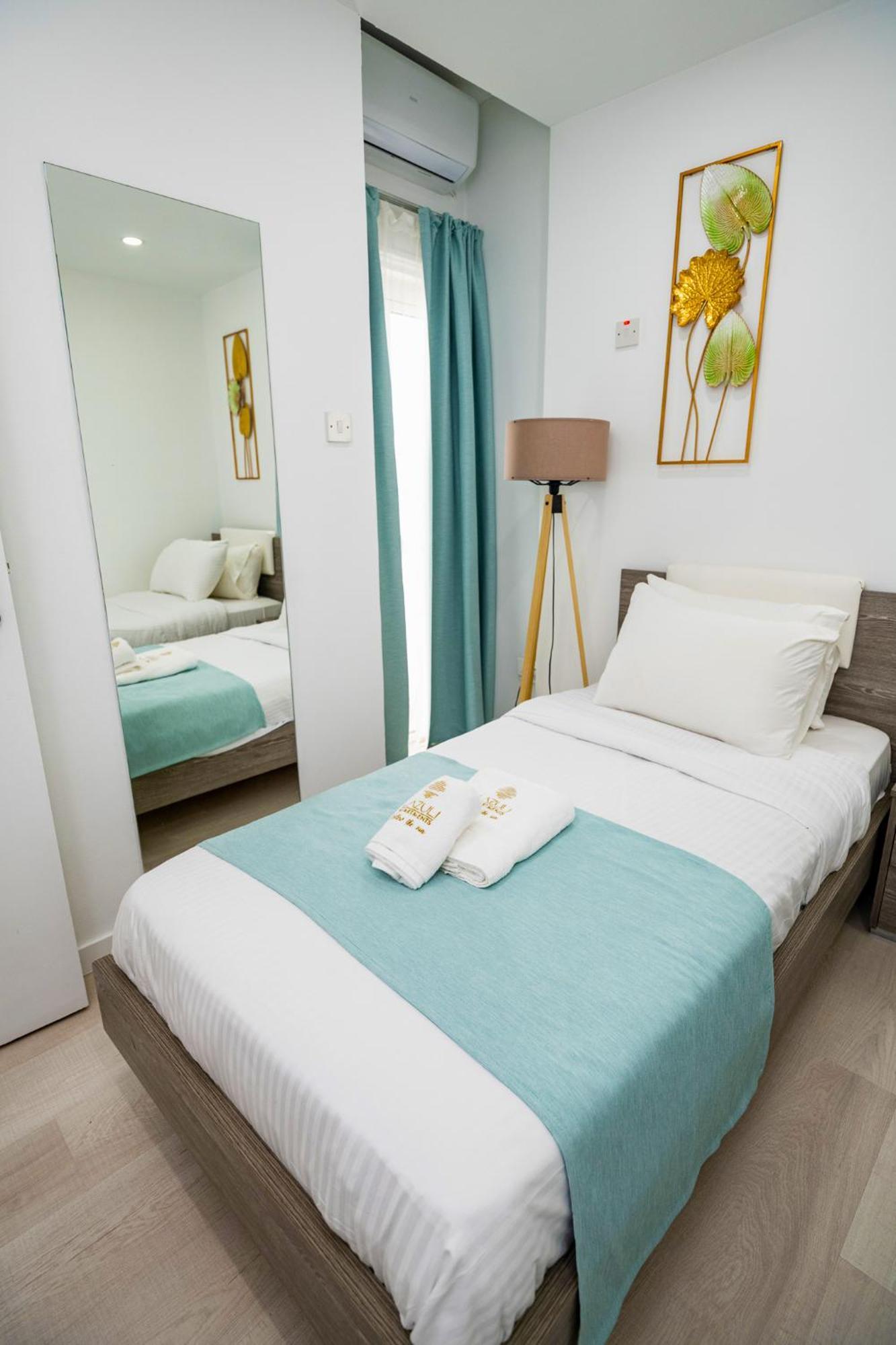 Lazuli Sea View Beachfront Ap 21 Apartment Larnaca