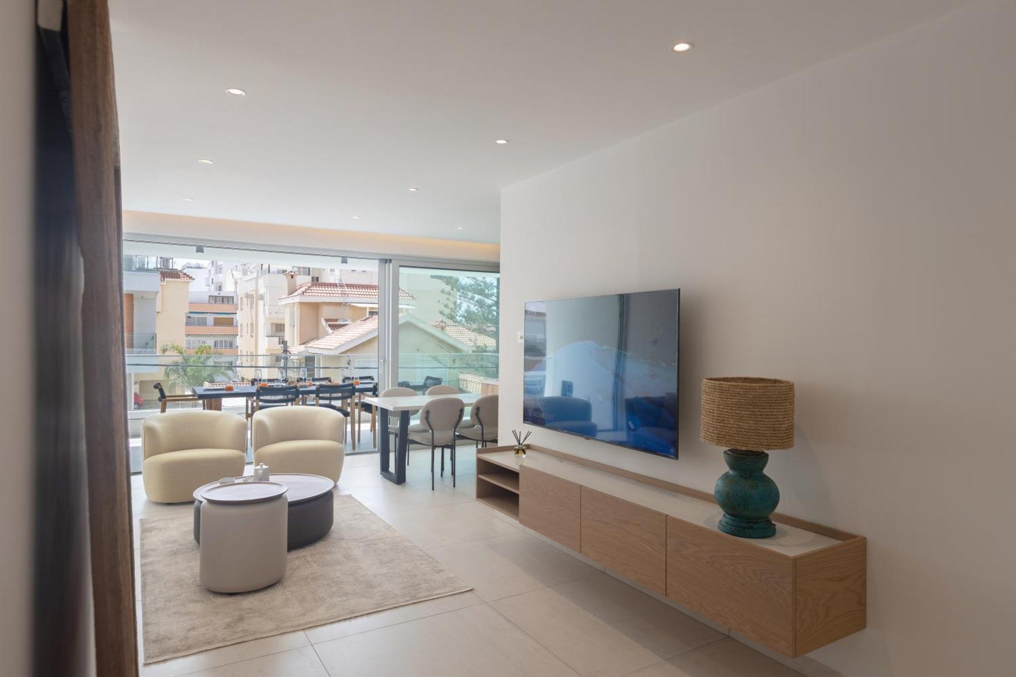 Apartment Mackenzy Dream 202 *