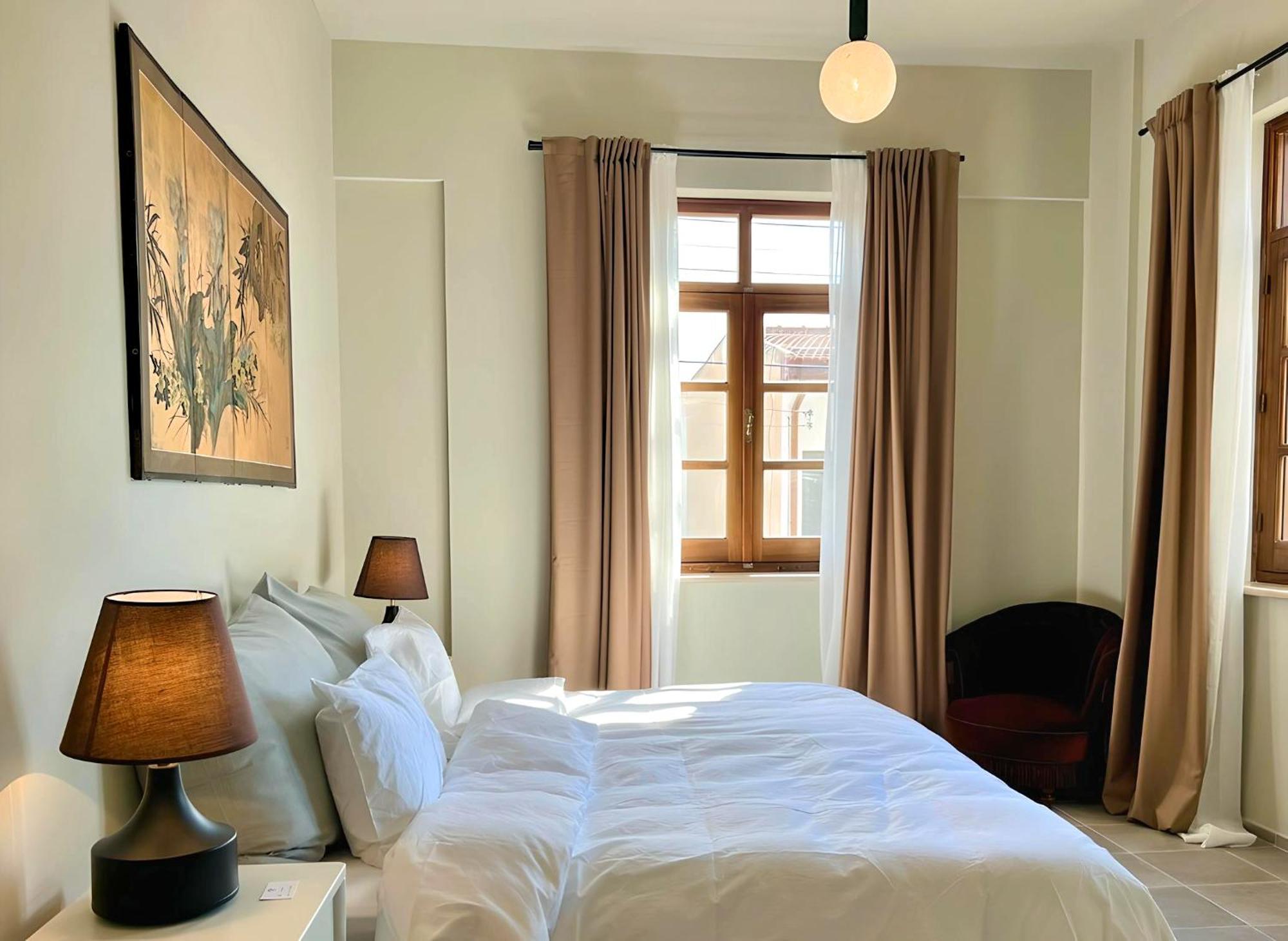 Hotel The Colonial