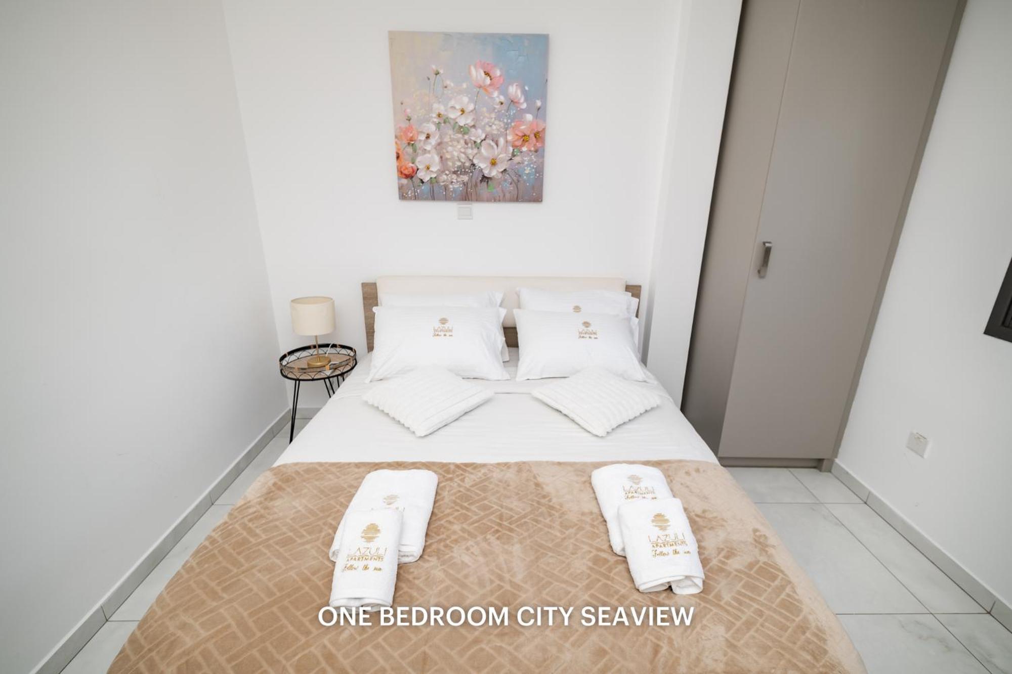 Lazuli Seaview 2bdr * Larnaca