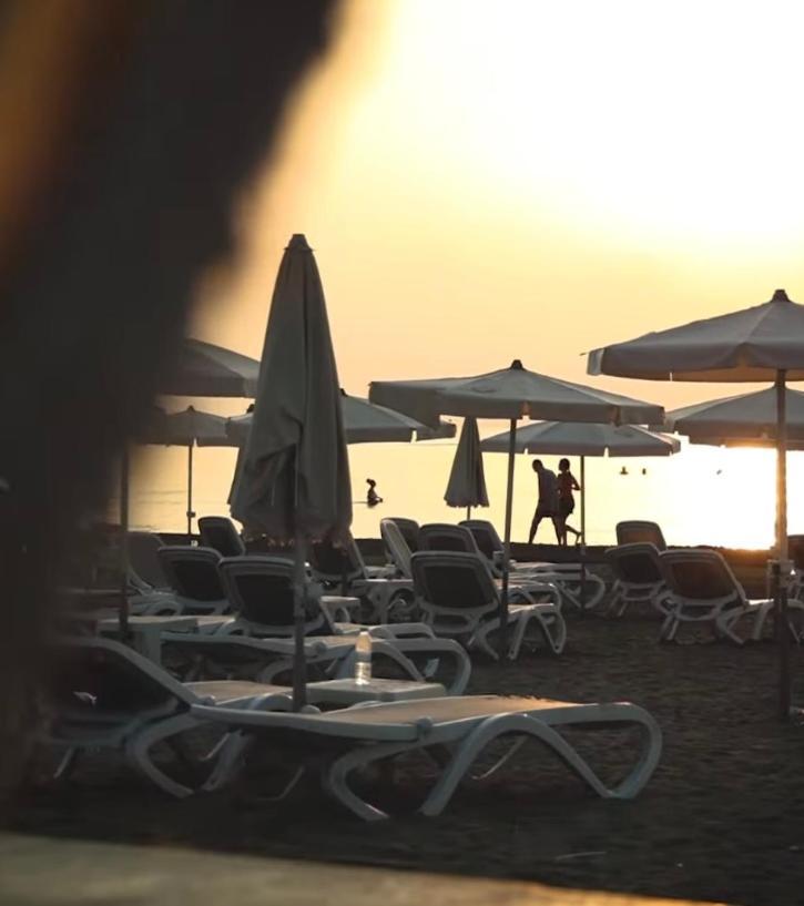 Apartment Mackenzie By The Sea Larnaca