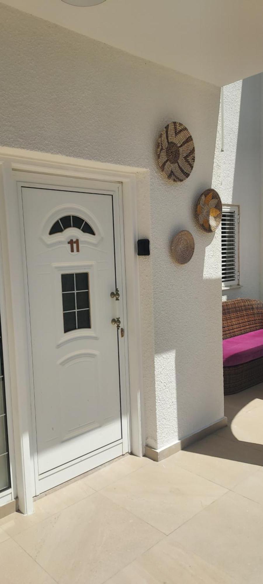 Sea Breeze Maisonette * Larnaca