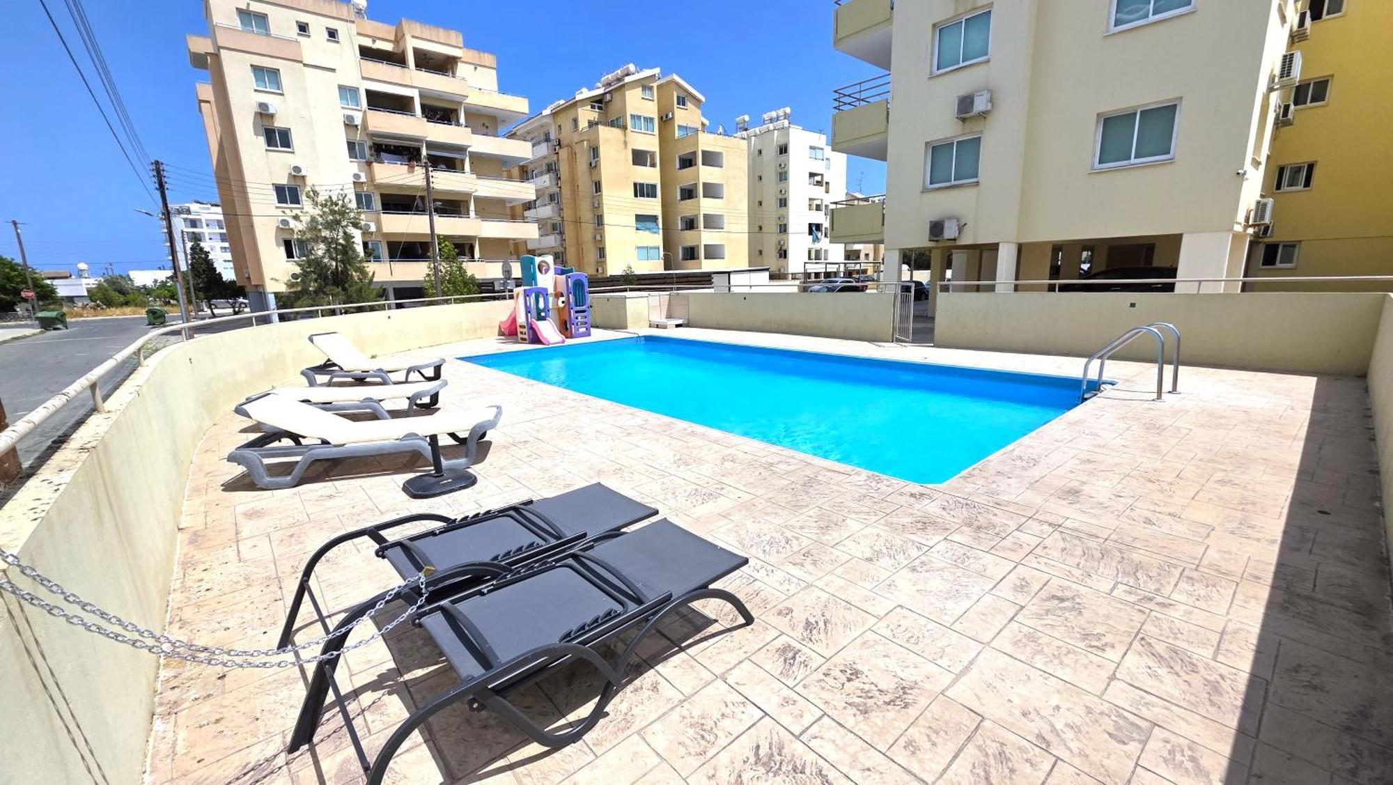 Stylish 2br With Balcony & Wi-fi *