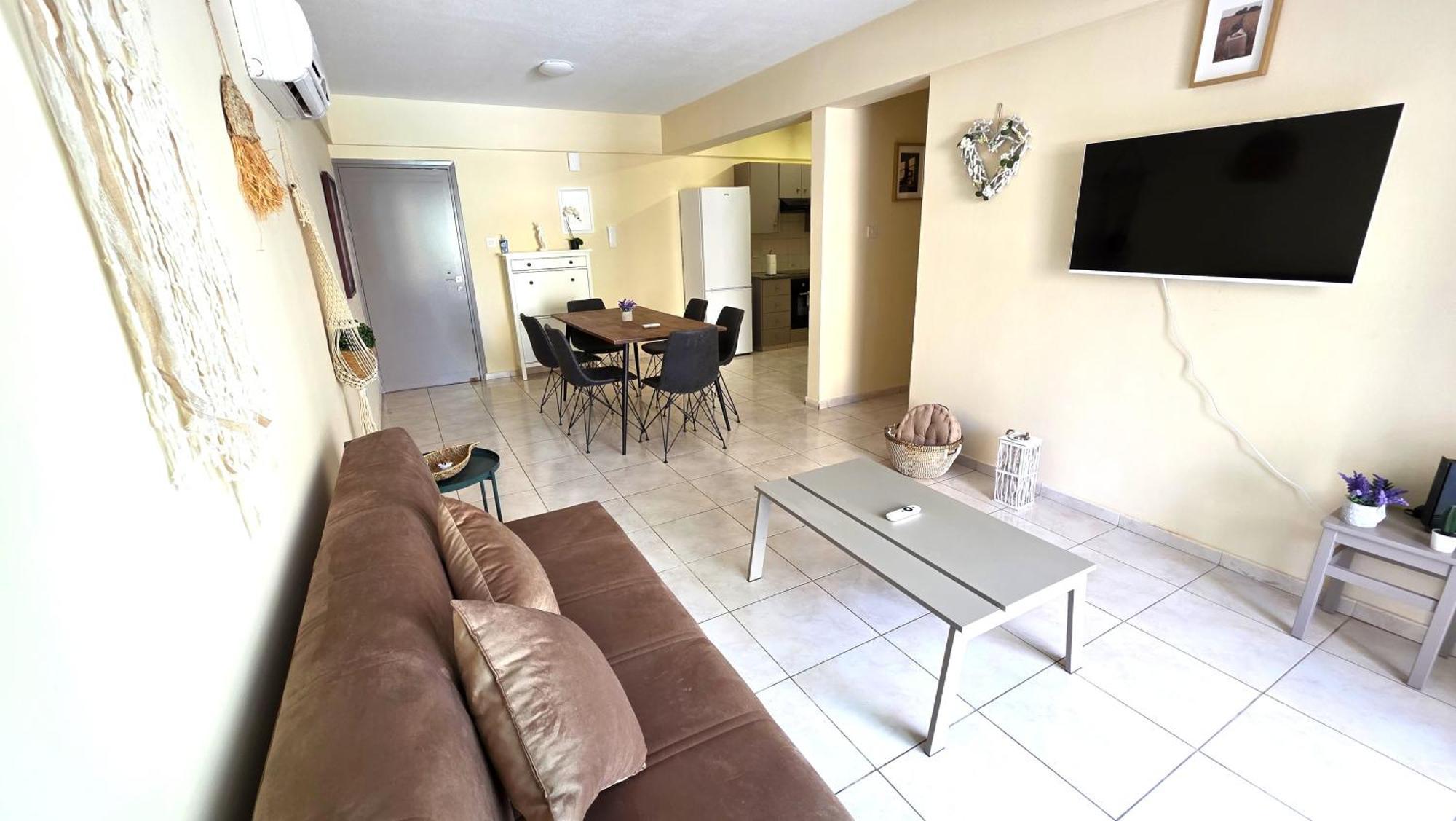 Apartment Stylish 2br With Balcony & Wi-fi Larnaca