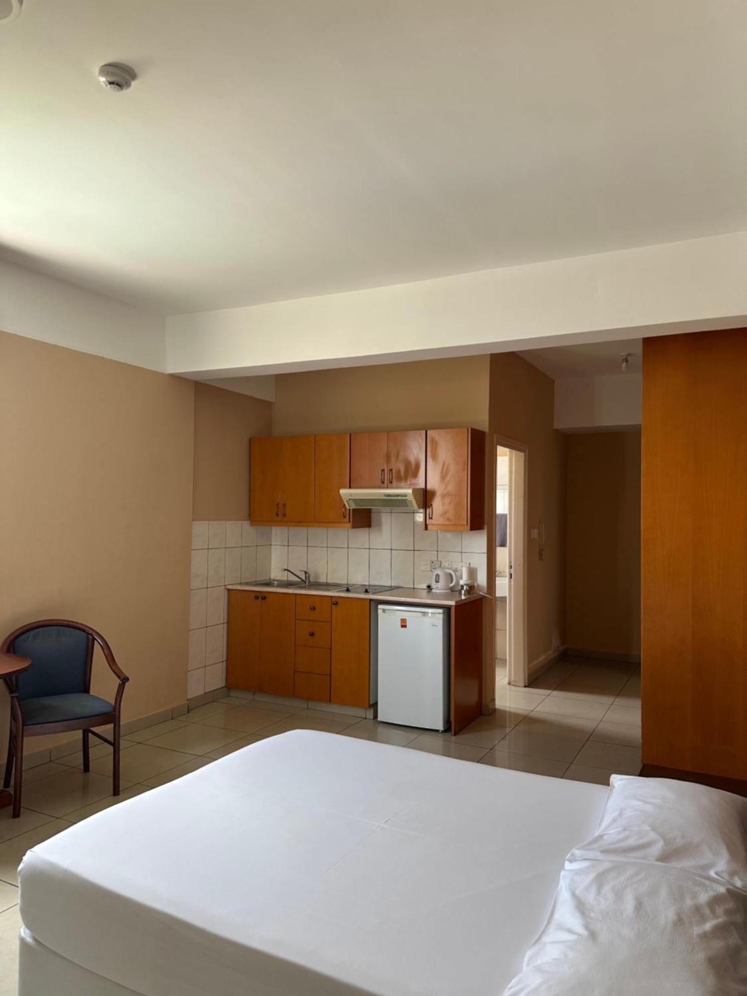 Hotel Ellis