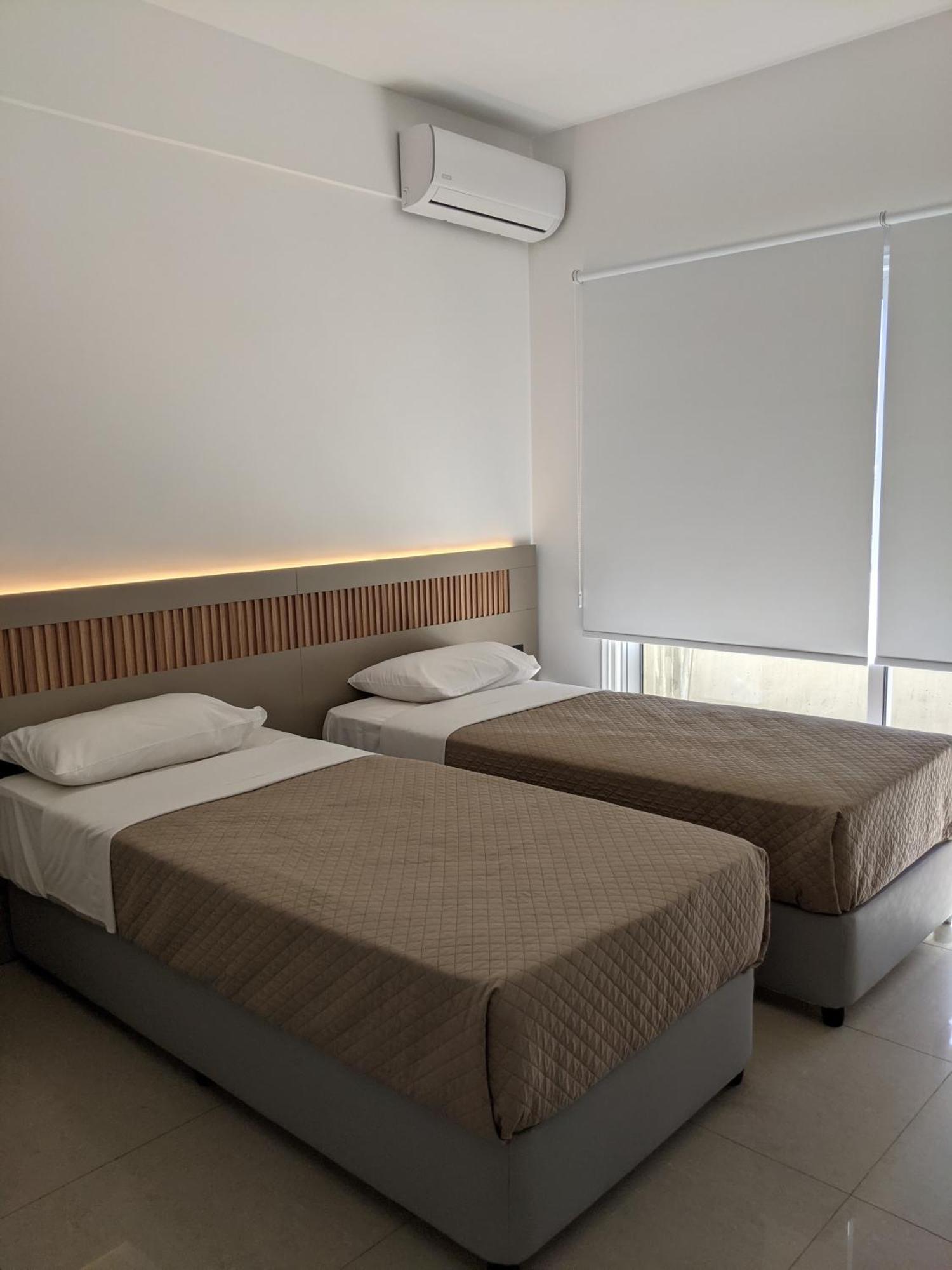 Aparthotel Sunflower 3*
