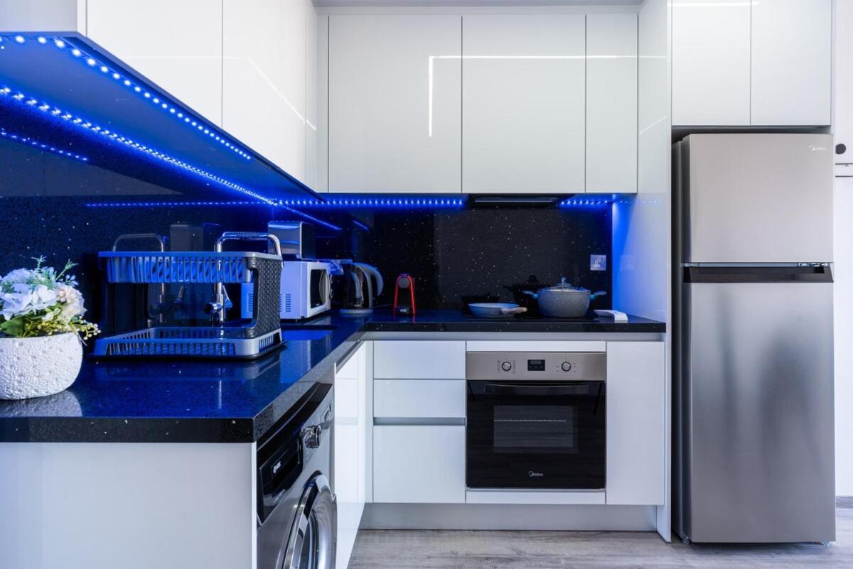 Apartamento Olympus Stylish 2-br & Balcony In *