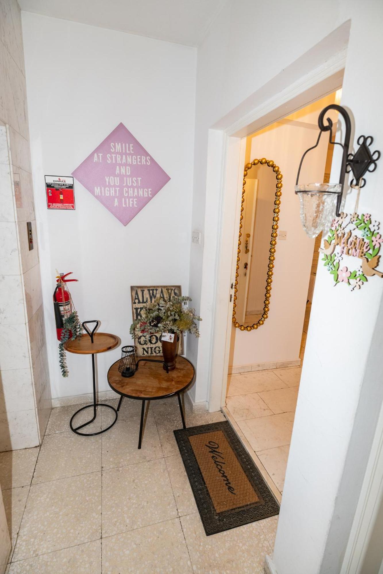 Quattro Center Apartment Larnaca