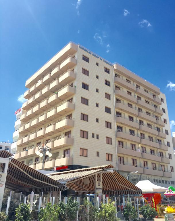 Ithaki Phinikoudes No. 106 *