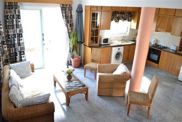 Apartment Philippou & Larnaka