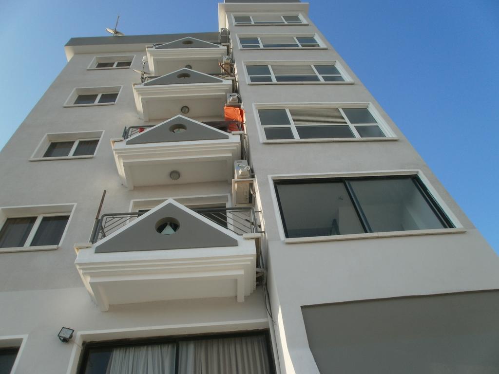 Alora
