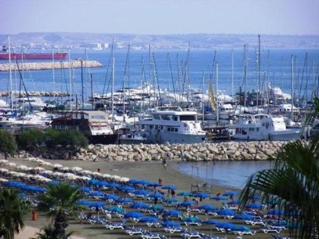 Apartment Sunorama Beach Larnaca