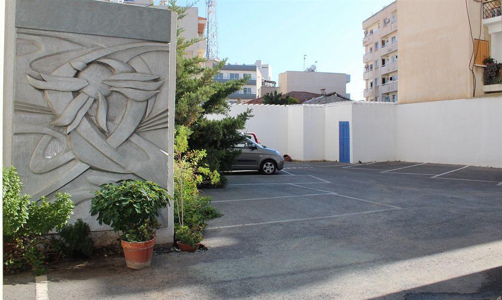 Eleonora Larnaca