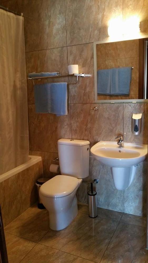 Layiotis Aparthotel 2*