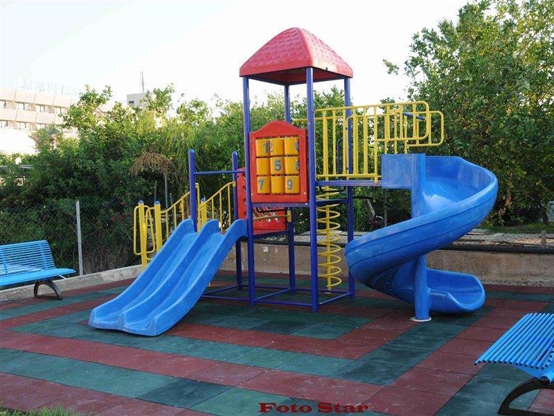 Khách sạn hẻo lánh Frixos