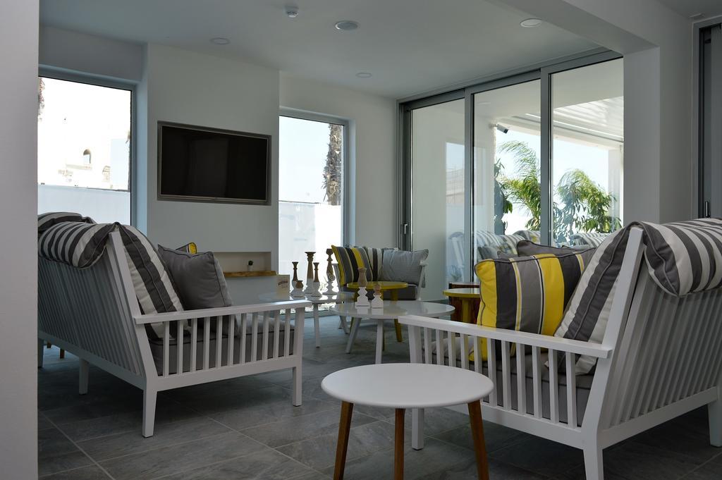 Khách sạn Island Boutique Larnaca