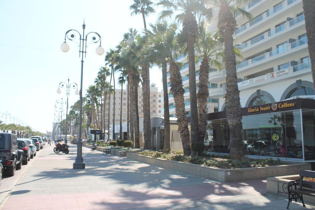 Mama Seaside Larnaka