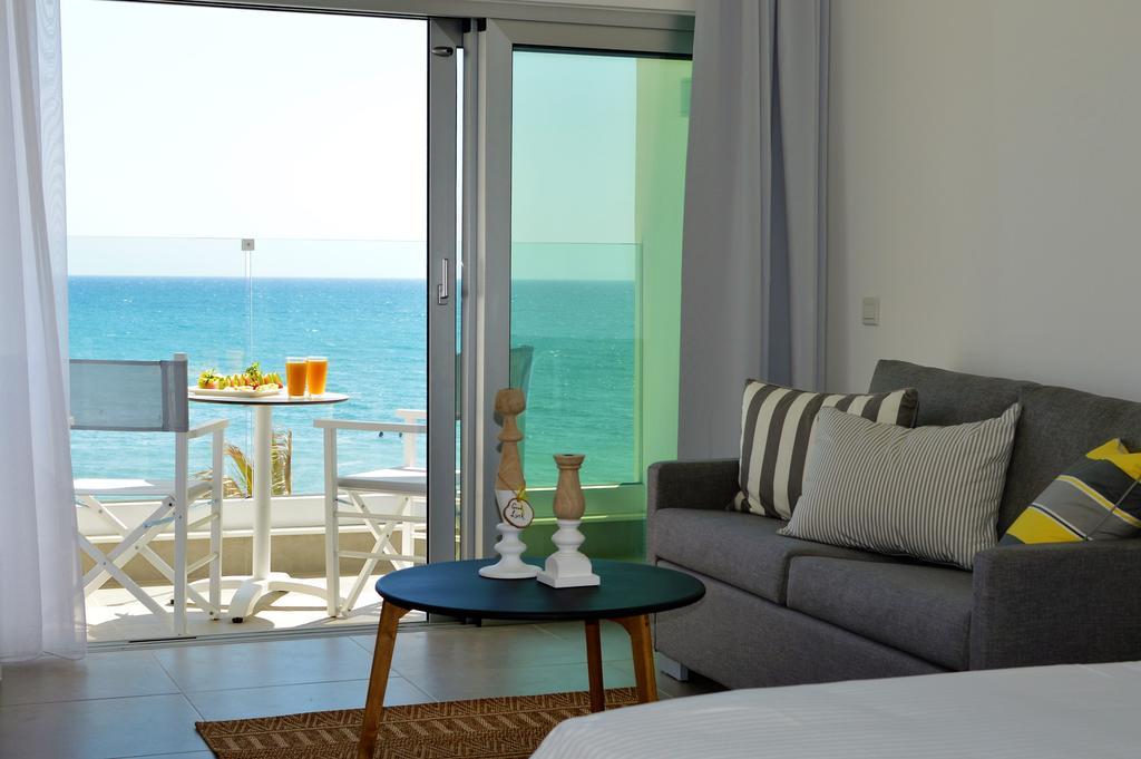 Island Boutique 3*