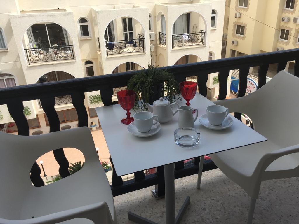 Pasithea Apartment