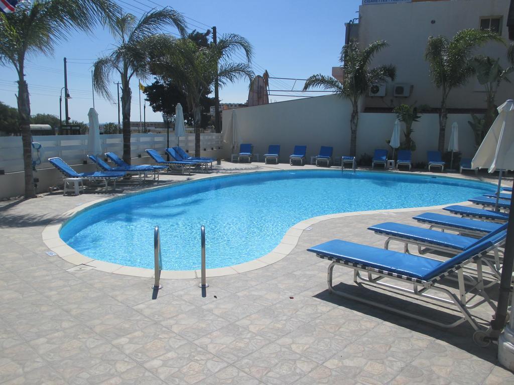 Tsialis Aparthotel Larnaka