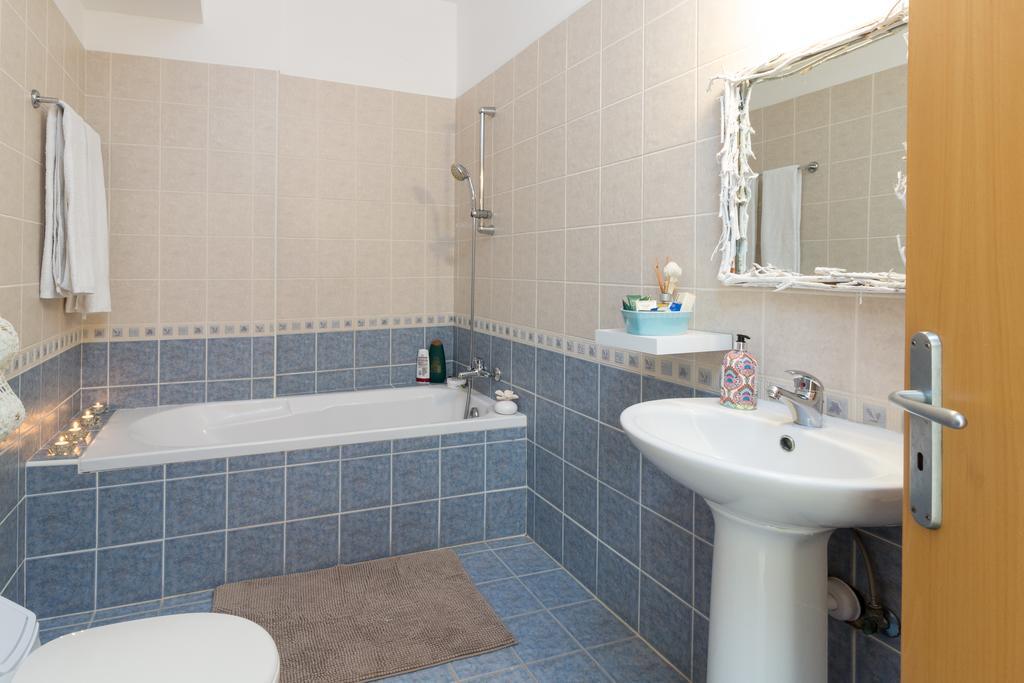 Elena Court Apt 401 Larnaca