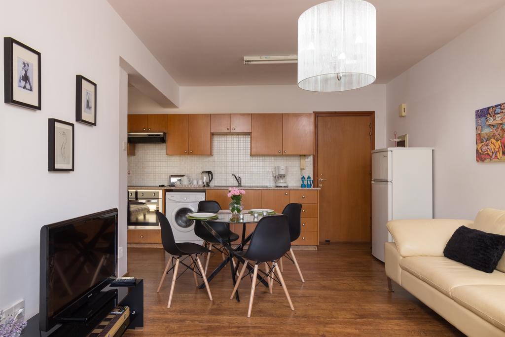 Mama Seaside Apartment Larnaca
