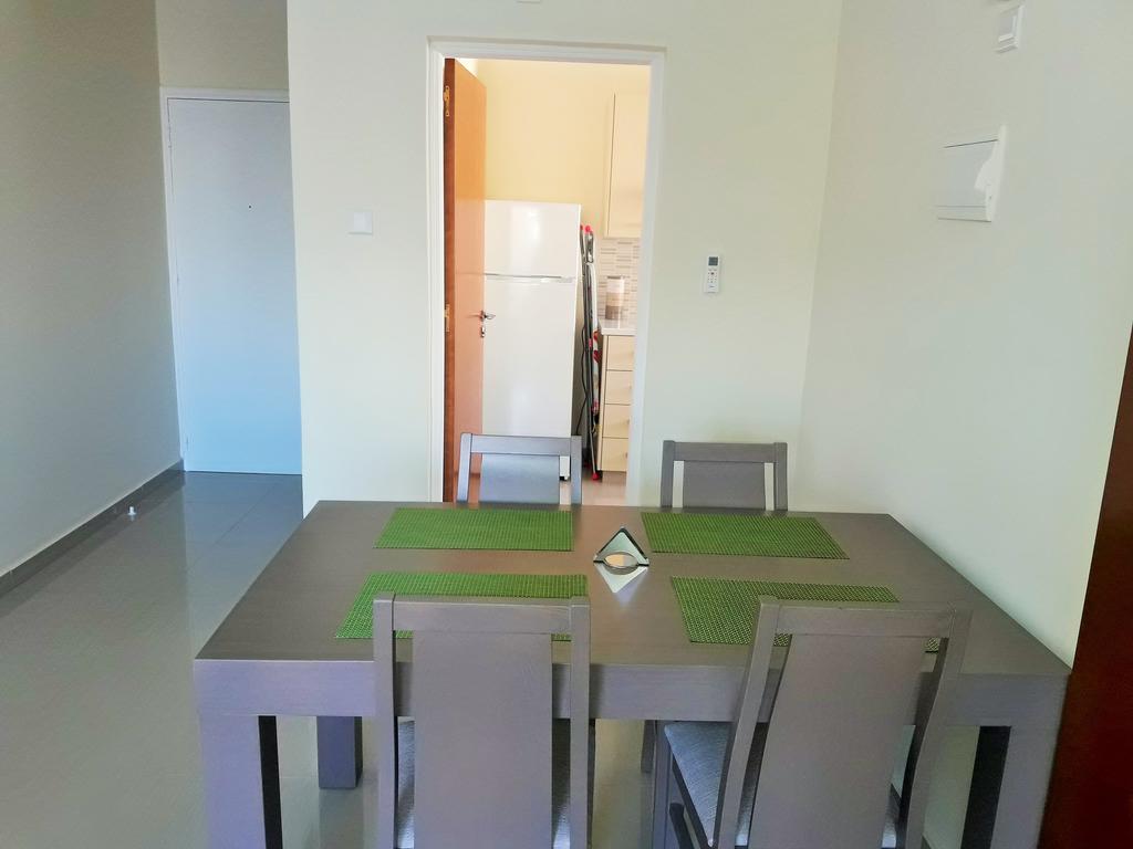 44 Tsimintia Court *