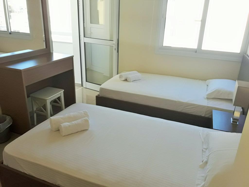 44 Tsimintia Court Apartment