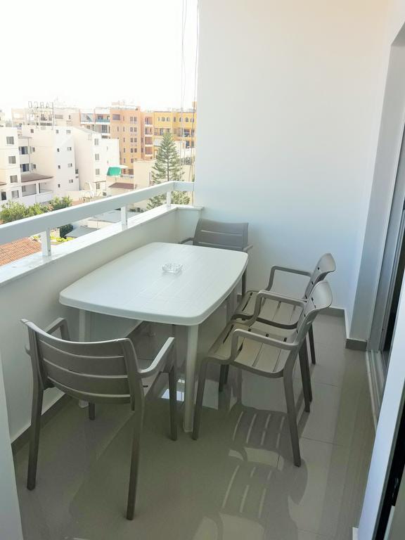 44 Tsimintia Court