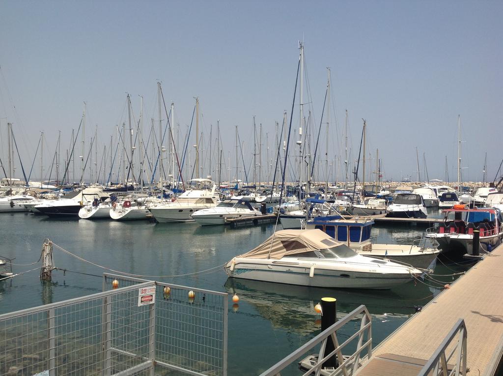 Căn hộ Stasinou Studio Larnaca
