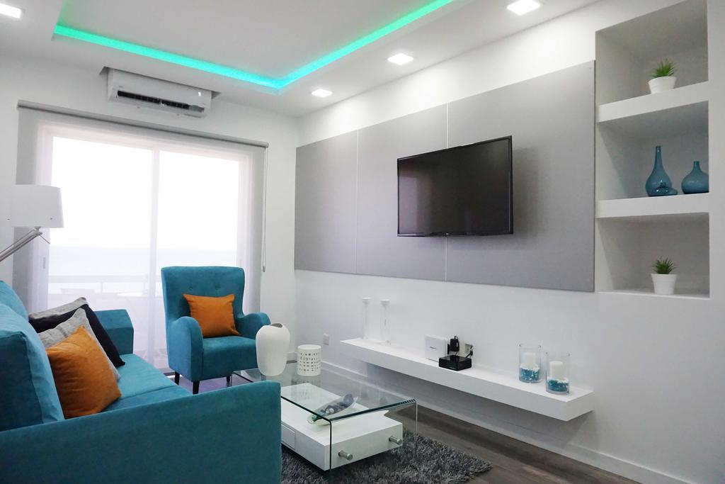 Lazuli Sea View Beachfront Ap 43 Larnaca
