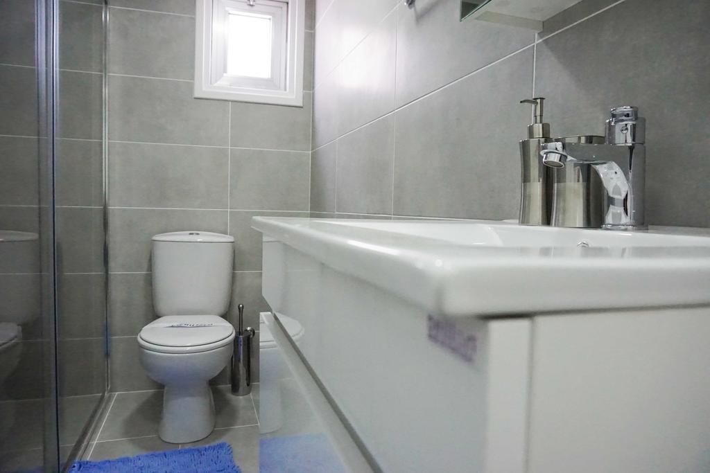 Apartment Lazuli Sea View Beachfront Ap 43 Larnaca