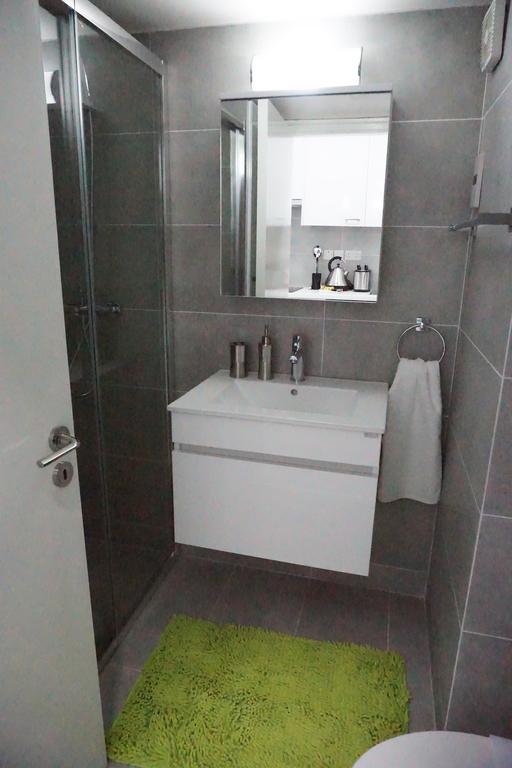 Apartment Lazuli Sea View-beachfront Ap 405 Larnaka
