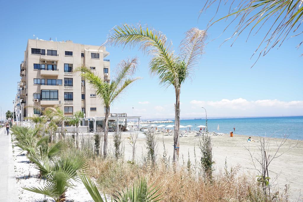 Lazuli Sea View-beachfront Ap 405 Larnaka