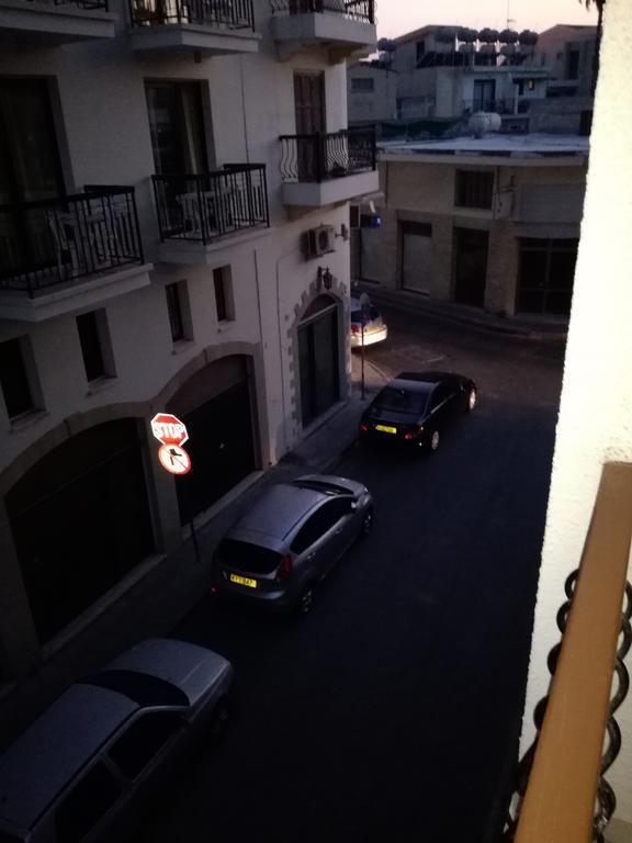 Saint Lazarus Apartment *