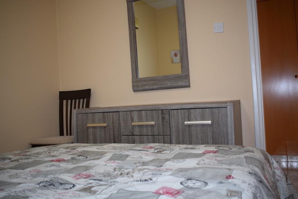 Apartment Direct Salt Lake Views Larnaca