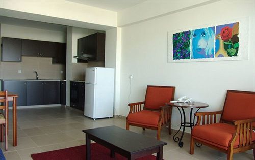 Eleonora Larnaca