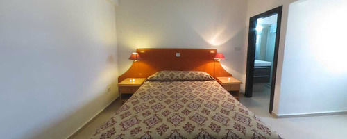 Aparthotel Eleonora Larnaca