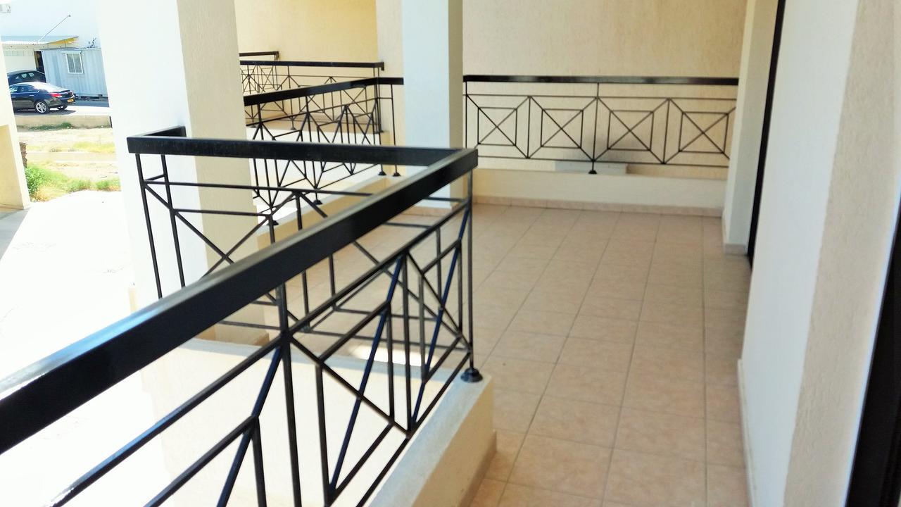 Apartamento 101 Mandritis Court Lárnaca