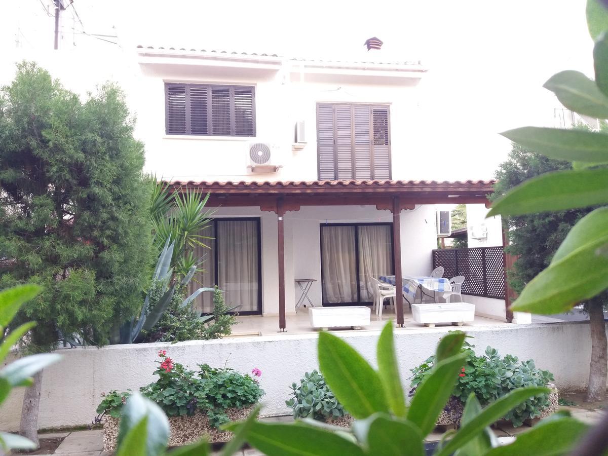 Miltos House