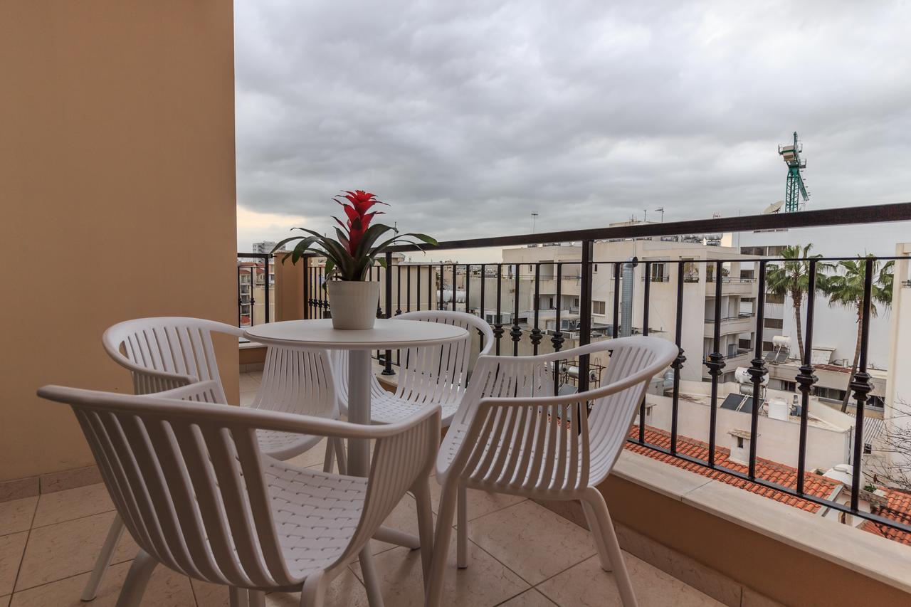 Soho Apartment *