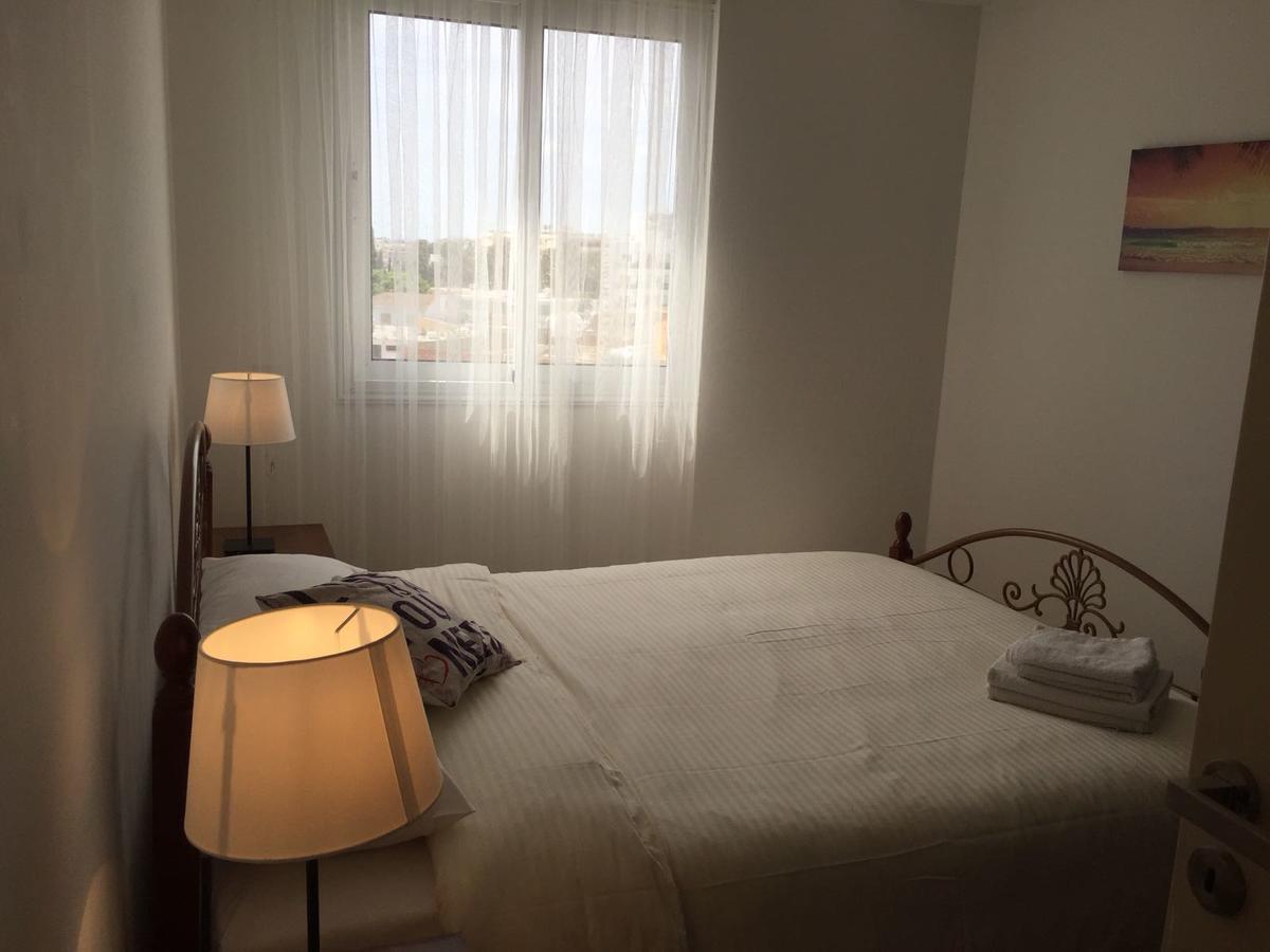Aetius Apartment *