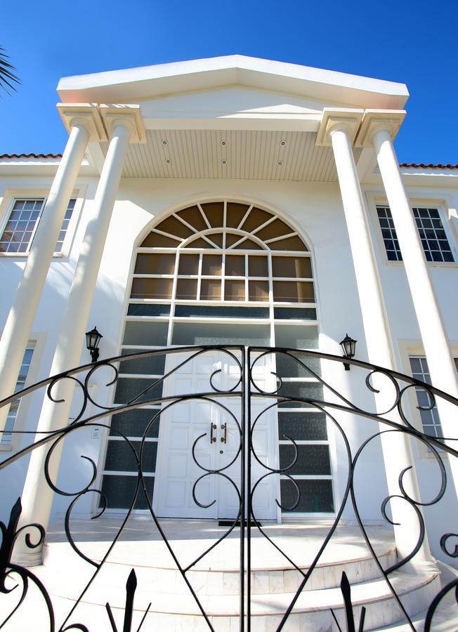 The White House *