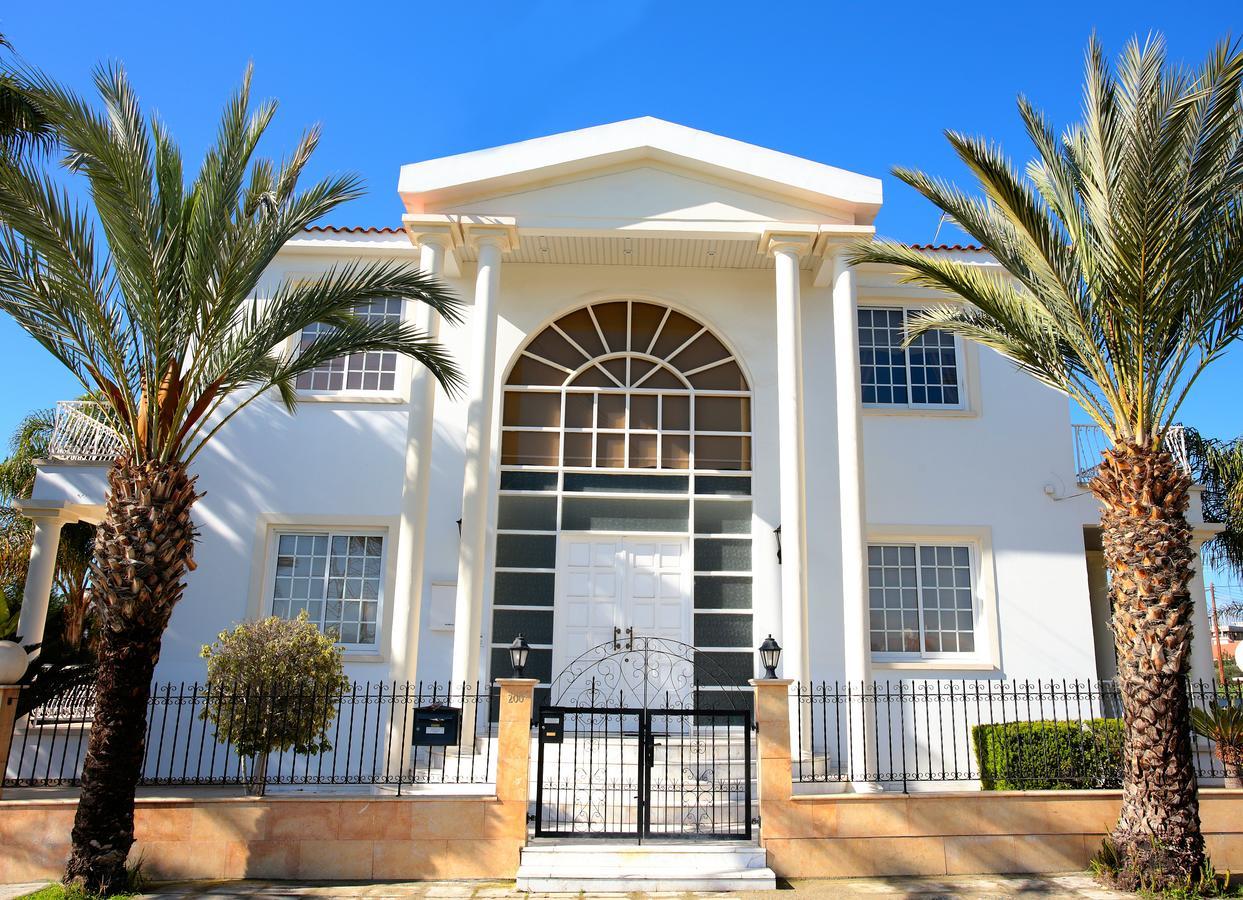 The White House *